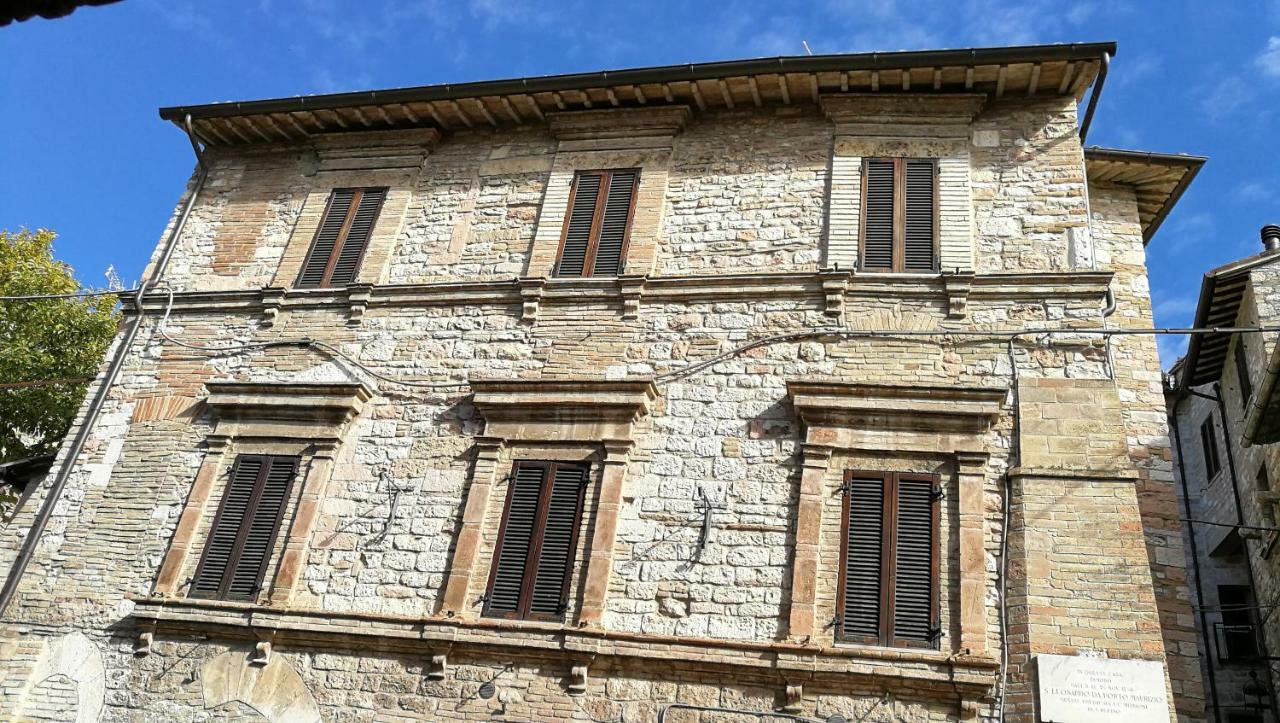Apartment Palazzo Calocci In Assisi